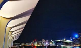 维多利亚港夜景说说 维多利亚港夜景